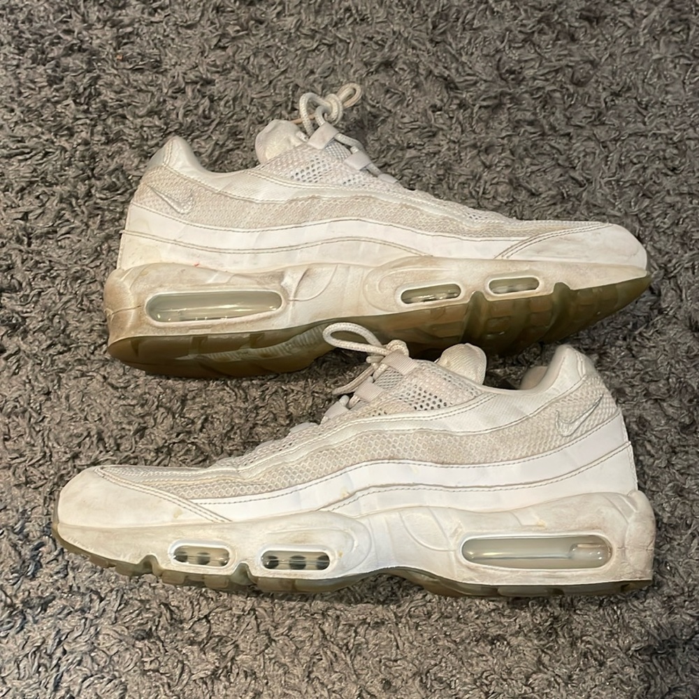 Nike air max 95 triple white